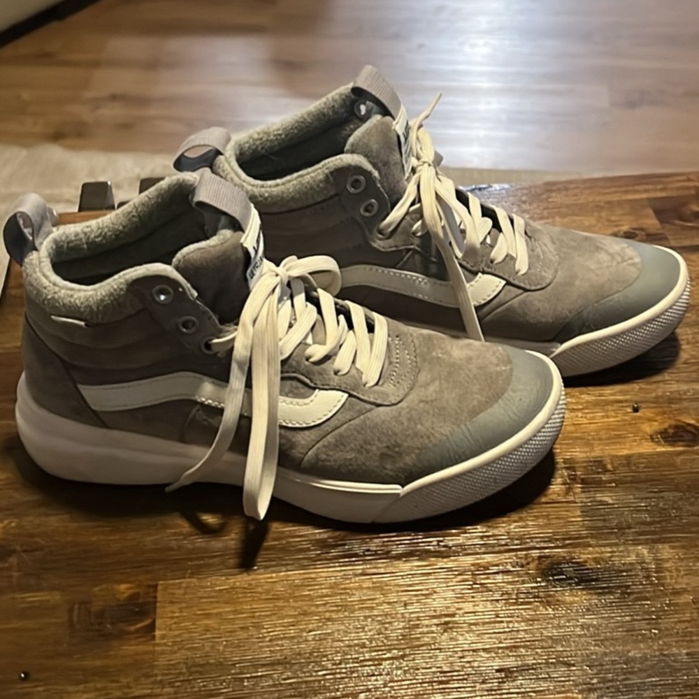 Vans Ultrarange Hi Mte Wool Sneaker